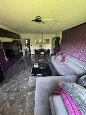 Direkt einziehen ohne Stress ! 3,5 Zimmer VOLLMÖBELIERT Erlangen