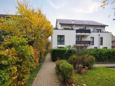 Exklusive 4,5-Raum-Maisonette-Wohnung mit gehobener Innenausstattung mit EBK in Hamburg Langenhorn