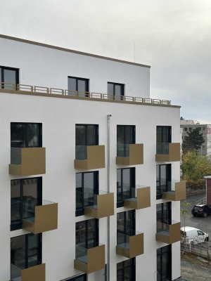 Erstbezug Penthaus voll möbliert mit umlaufender Terrasse