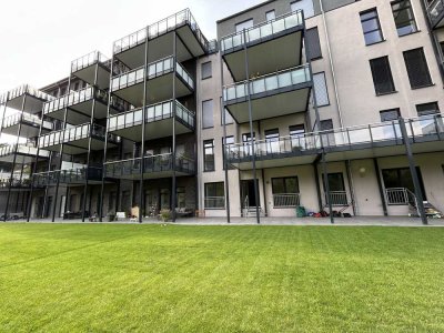 Traumblick - Schöne 2-Zimmer-Neubauwohnung mit großer Terrasse und eigenem Garten