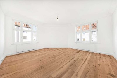Frisch sanierter Altbautraum | Familien Wohnung mit sonnigem Balkon (sofort bezugsfrei)