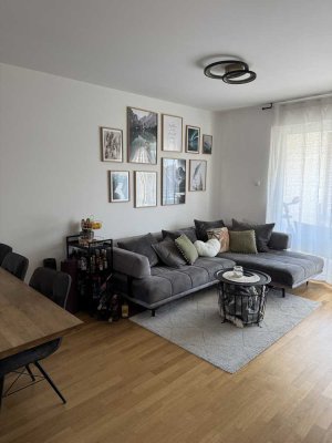 Stilvolle, neuwertige 3-Zimmer-Wohnung mit geh. Innenausstattung mit Balkon in München Obermenzing