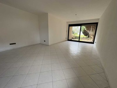 Wohnen mit Terrasse: Charmante 3-Zimmer-Wohnung im Erdgeschoss