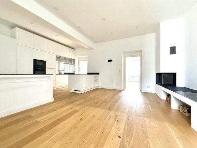 TOP LAGE SIEVERING: Sonnige, kernsanierte Wohnung I Kochinsel &amp; Kamin I Fußbodenheizung &amp; Sonnenschutz I großzügiges &amp; helles Badezimmer I nähe Obkirchergasse