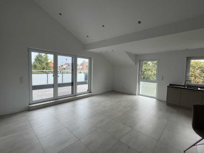 Helle, moderne 3 ZKB Wohnung mit Dachterrasse und Keller in Ludwigshafen Oppau