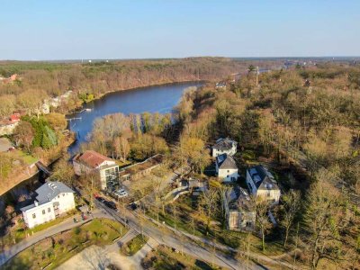 Premiumlage zwischen Wasser und Park – Hochwertige Doppelhaushälften ab 1.390.000 €