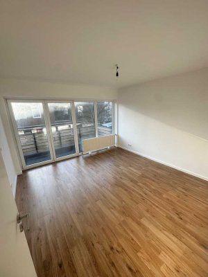 Moderne 3-Zimmer-Wohnung mit Balkon und EBK in Celle