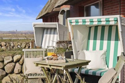 Stilvolles Raumwunder mit Terrasse in Bestlage – Sonne von früh bis spät genießen