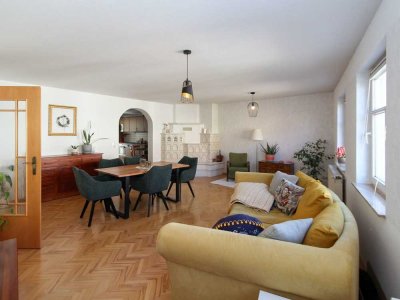 Attraktive Immobilie mit 3 Wohneinheiten + großer Gewerbefläche zentral in Geisa