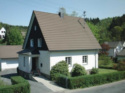 Freistehendes Einfamilienhaus in Freudenberg-Plittershagen mit großem Garten