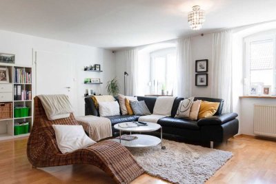 Teilrenoviertes Einfamilienhaus mit Ökonomieteil in Wutöschingen