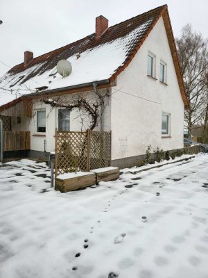 Attraktive 4-Zimmer-Doppelhaushälfte in Hoppenrade
