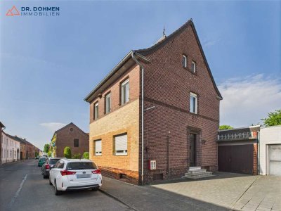 Freistehendes Ein- bis Zweifamilienhaus mit Garten und Garage in Heinsberg-Waldenrath