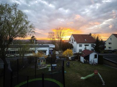 5 Zimmer Wohnung mit offenem Kamin,, großem Garten und tollem Ausblick