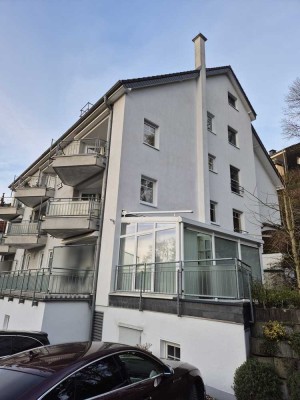 Hervorragend ausgestattete, sehr gepflegte 3-Zimmer Wohnung mit Balkon und herrlichem Ausblick