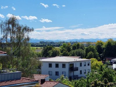 Alpenblick! Top renovierte, helle 3-Zimmer-Wohnung mit Balkon und toller Aussicht!