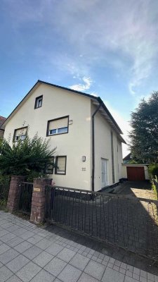 ***KA-Rüppurr- großes Einfamilienhaus Nähe Riedschule, 225 qm Wohnfl., Top-Lage,  BJ 1960******