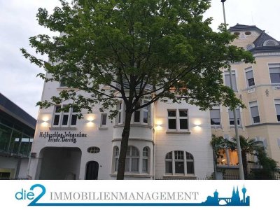 Modernisierte 2 bis 3 Zimmer Altbau Maisonettewohnung mit Einbauküche und Garage