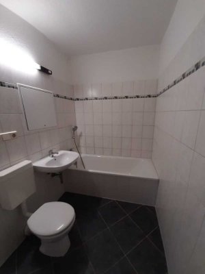 *1-Raum-WE mit Balkon & Badewanne sucht Sie!*