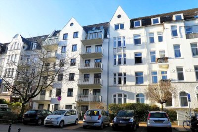KIEL-SCHREVENPARK:
Modernes 1-Zimmer-Appartement mit Balkon zum Innenhof in sehr begehrter Lage