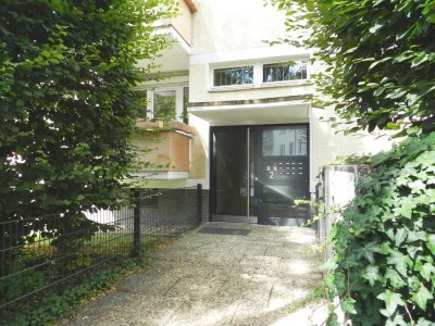 SUPERSCHICK IN BEVORZUGTER WOHNLAGE - 3 ZIMMER, DUSCHBAD UND 2 BALKONE!!!
