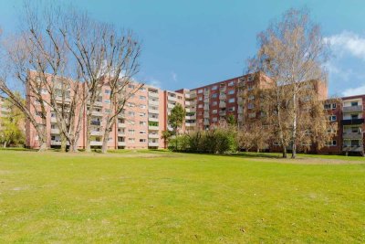 Sonne im Herzen der Weststadt: Helle 3 Zimmer Wohnung mit Süd-Loggia!