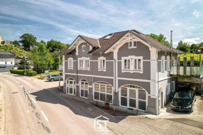 Geinberg - Zweiparteienhaus im Ortskern