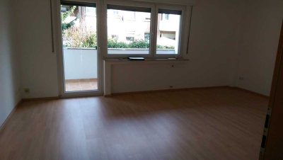 Attraktive und gepflegte 1,5-Raum-Wohnung in Köln Worringen