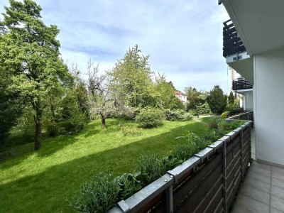 Helles 1-Zimmer-Apartment in Lankwitz mit Balkon, Carport und Gartenmitnutzung