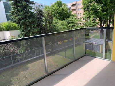 Sonnendurchflutete 2 Zimmerwohnung mit südseitigem Balkon!