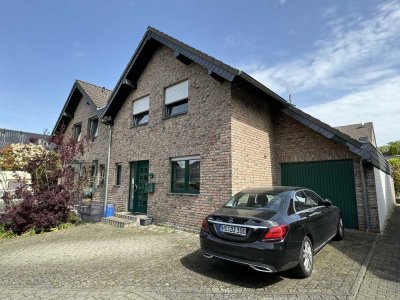 Gepflegte Doppelhaushälfte in begehrter Lage von Hückelhoven-Ratheim