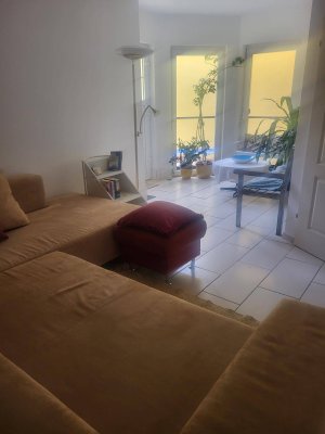 Wien, 14.: 2-Zi. m. Terrasse, Einbaukü. o. Ablöse, U3/U4, Erker/Fußbodenhzg, Warmmiete! Kein Garten!