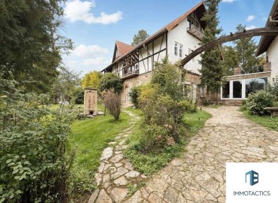 Stilvolles Kulturanwesen mit Scheunenhaus, Gewölbekeller, idyllischem Garten & Eventbereich