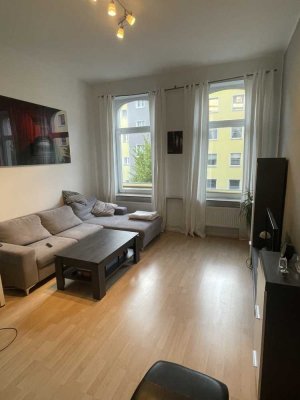 Lebendiges Stadtwohnen: 2,5-Zimmer-Wohnung in der List zur Zwischenmiete