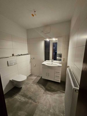 frisch renovierte 3-Zimmer-Wohnung mit Terrasse und EBK in Uelzen-Veerßen