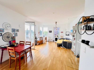 Exklusive, neuwertige 3-Zimmer-Wohnung mit luxuriöser Innenausstattung mit Balkon und EBK in Bremen
