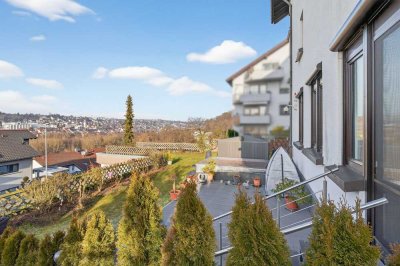 Wie ein Neubau: Kernsanierte 3,5-Zimmer Luxuswohnung in Pforzheim-Eutingen mit Garten, Aufzug, neuen