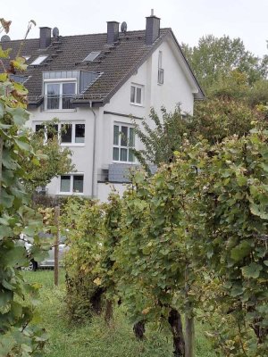 Wiesbaden Frauenstein - Großzügiges Endhaus in Splittlevel Bauweise