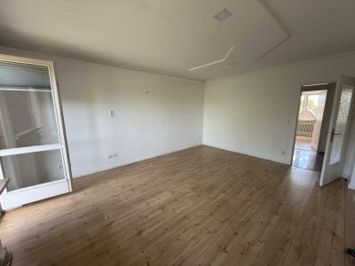 Stilvolle 2,5-Raum-Wohnung mit EBK in Oststeinbek