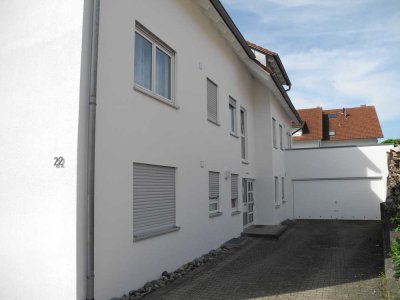 Vollständig renovierte 3-Raum-Wohnung mit Balkon in Waldstetten