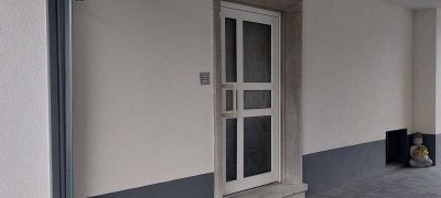 Attraktive Drei-Zimmer Wohnung mit großem Spitzboden in guter Lage