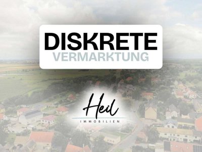 Diskrete Vermarktung: Villa mit Einliegerwohnung
