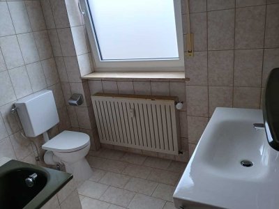 Schöne 4-Zimmer-Erdgeschosswohnung mit großer Terrasse in Butzbach Stadt.