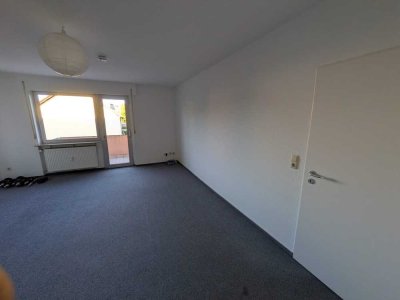 Helle 2-Zimmer Wohnung mit Balkon im 1. OG in Mainz-Laubenheim