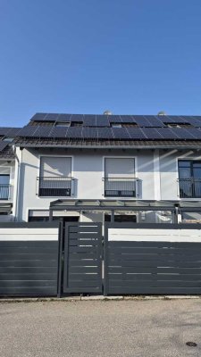 Reihenmittelhaus, 6 Zi., BJ 2022 mit kleinem Garten