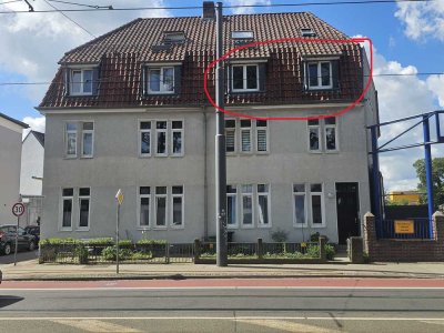 Stilvolle 3-Zimmer-Wohnung mit Süd-Balkon. Nähe Kaufland und Mercedes -Werk.