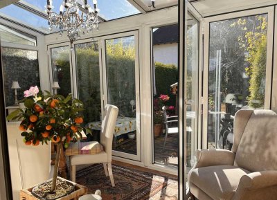 Zentrumsnah* Fußläufig City+Skigebiet*Sonnen-Terrasse mit Gartenanteil*1,5 Zi.+Wintergarten+Stellpl.