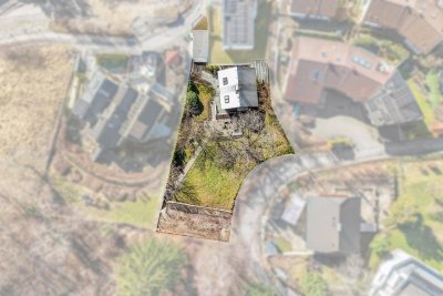 GEPFLEGTES EINFAMILIENHAUS AUF 936 M² GRUNDSTÜCK – ENTWICKLUNGSCHANCE IN ATTRAKTIVER LAGE