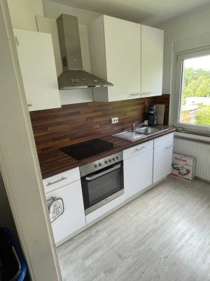 Schöne und gepflegte 2-Zimmer-Wohnung mit Balkon und Einbauküche in Wipperfürth