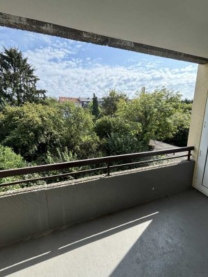 Schöne 3-Raum Wohnung mit Balkon